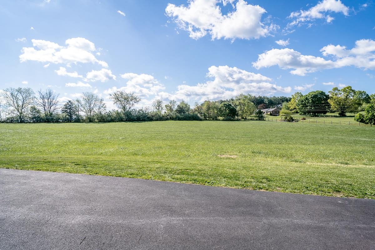 99 MT IDA LN, STAUNTON, Virginia 24401, 3 Bedrooms Bedrooms, ,2 BathroomsBathrooms,Residential,99 MT IDA LN,676212 MLS # 676212