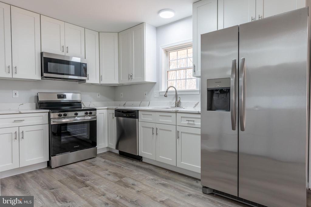 3836 LEE HILL SCHOOL DR, FREDERICKSBURG, Virginia 22408, 3 Bedrooms Bedrooms, ,1 BathroomBathrooms,Residential,3836 LEE HILL SCHOOL DR,VASP2039830 MLS # VASP2039830