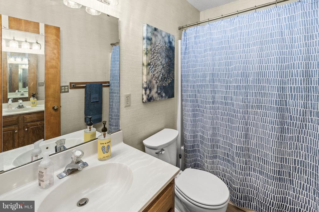 892 WINDWAY LN, MINERAL, Virginia 23117, 3 Bedrooms Bedrooms, ,2 BathroomsBathrooms,Residential,892 WINDWAY LN,VALA2009634 MLS # VALA2009634