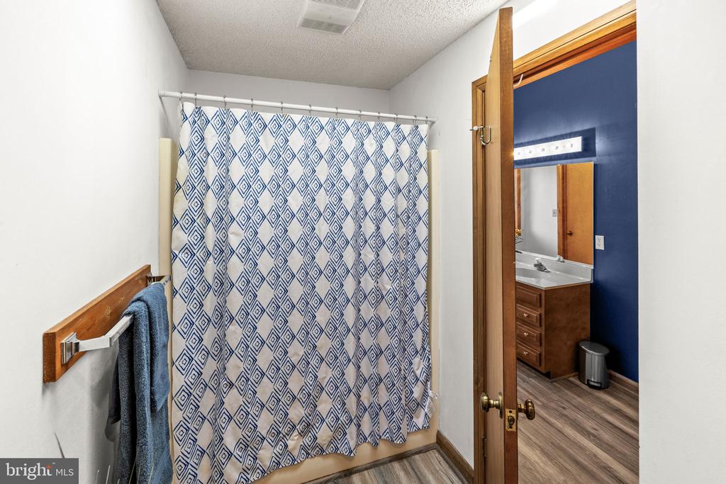 892 WINDWAY LN, MINERAL, Virginia 23117, 3 Bedrooms Bedrooms, ,2 BathroomsBathrooms,Residential,892 WINDWAY LN,VALA2009634 MLS # VALA2009634