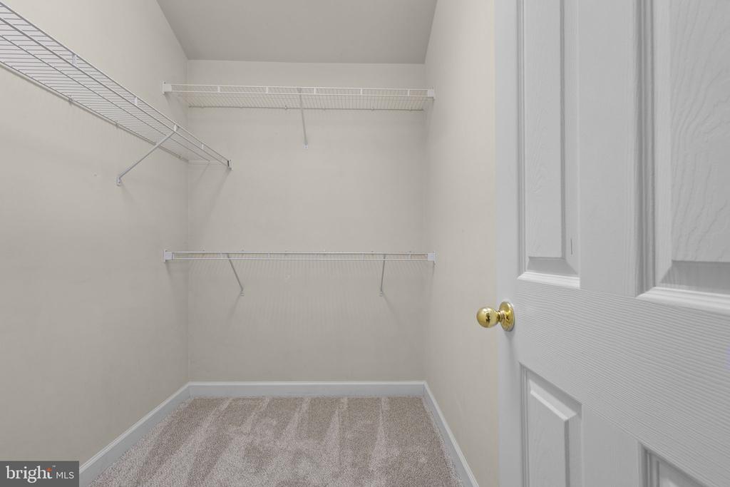 243 WINDWARD CT, WARRENTON, Virginia 20186, 4 Bedrooms Bedrooms, ,2 BathroomsBathrooms,Residential,243 WINDWARD CT,VAFQ2021586 MLS # VAFQ2021586