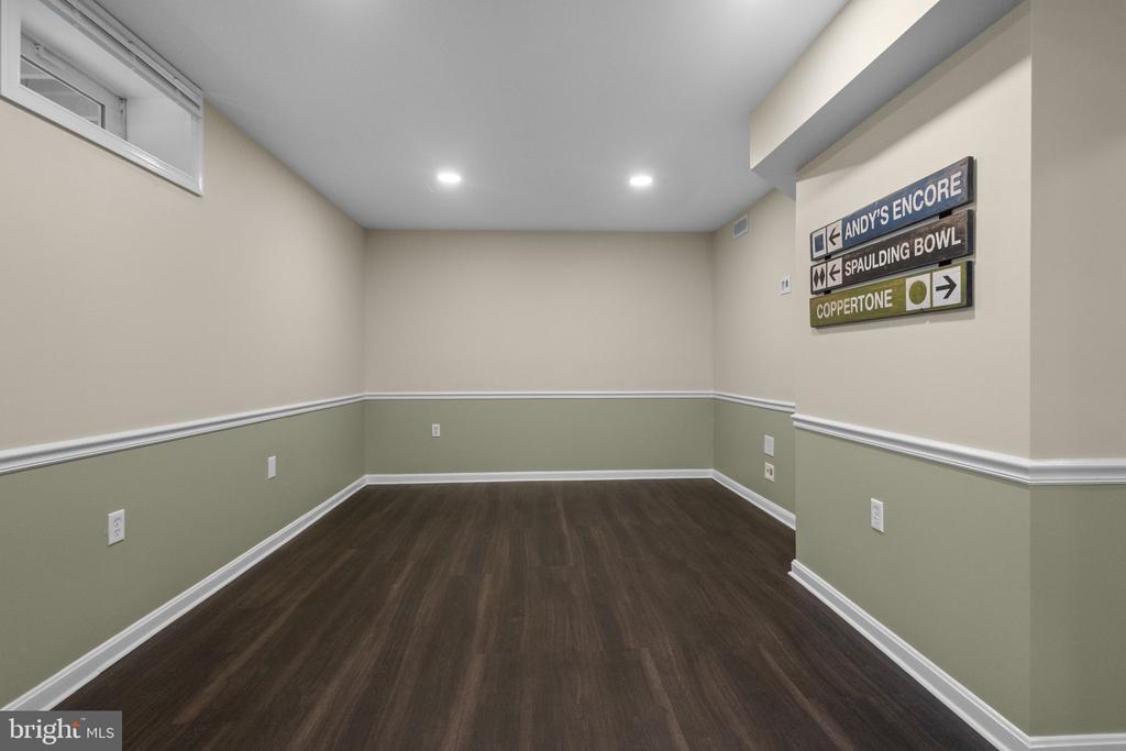 243 WINDWARD CT, WARRENTON, Virginia 20186, 4 Bedrooms Bedrooms, ,2 BathroomsBathrooms,Residential,243 WINDWARD CT,VAFQ2021586 MLS # VAFQ2021586