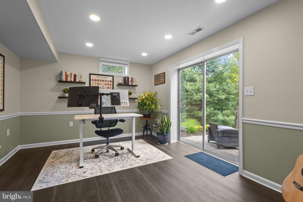 243 WINDWARD CT, WARRENTON, Virginia 20186, 4 Bedrooms Bedrooms, ,2 BathroomsBathrooms,Residential,243 WINDWARD CT,VAFQ2021586 MLS # VAFQ2021586