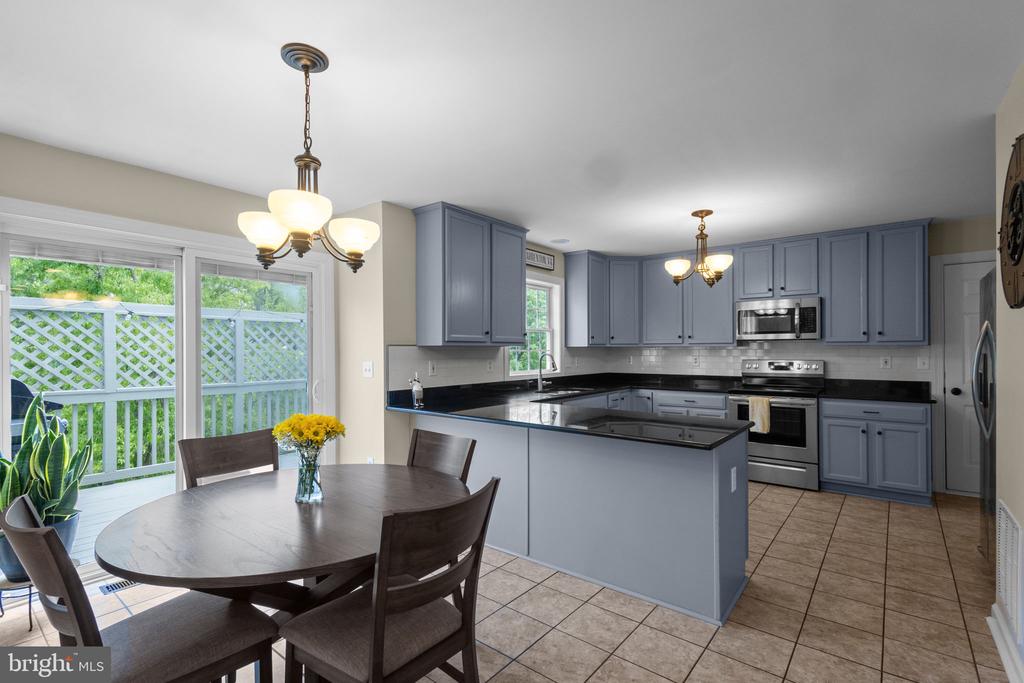 243 WINDWARD CT, WARRENTON, Virginia 20186, 4 Bedrooms Bedrooms, ,2 BathroomsBathrooms,Residential,243 WINDWARD CT,VAFQ2021586 MLS # VAFQ2021586