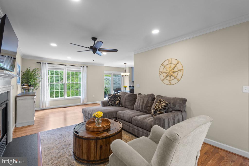 243 WINDWARD CT, WARRENTON, Virginia 20186, 4 Bedrooms Bedrooms, ,2 BathroomsBathrooms,Residential,243 WINDWARD CT,VAFQ2021586 MLS # VAFQ2021586