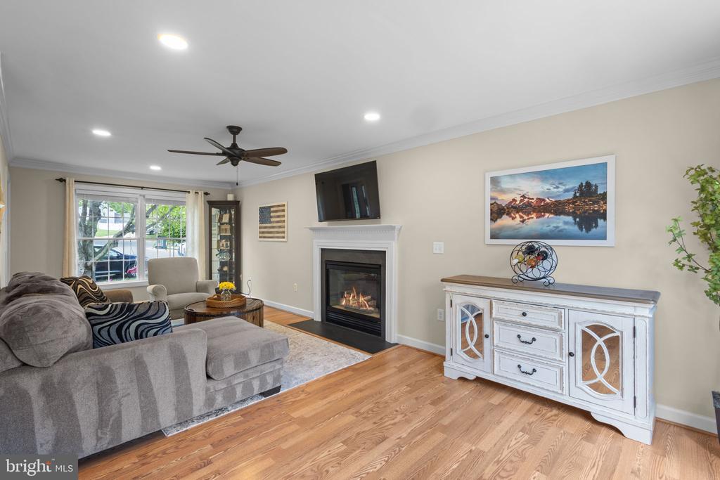 243 WINDWARD CT, WARRENTON, Virginia 20186, 4 Bedrooms Bedrooms, ,2 BathroomsBathrooms,Residential,243 WINDWARD CT,VAFQ2021586 MLS # VAFQ2021586