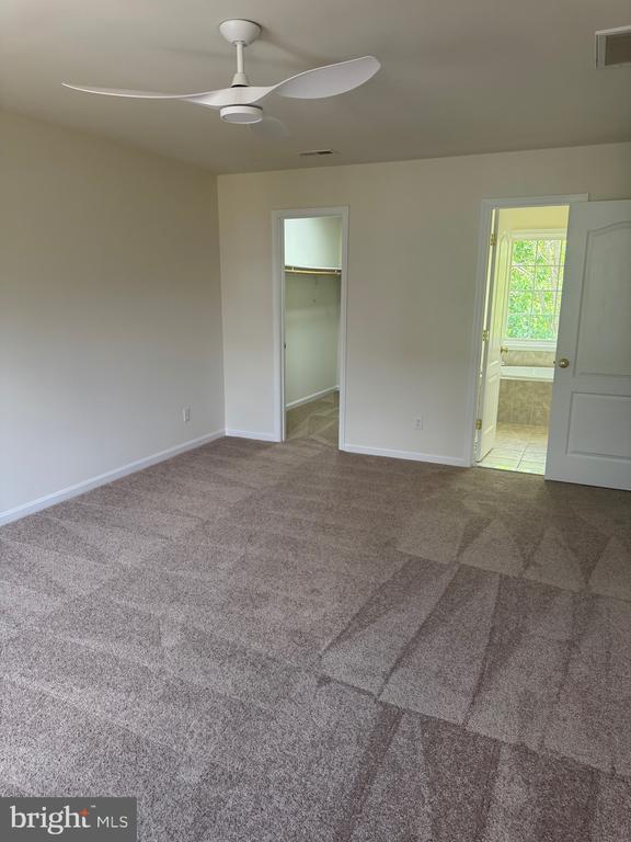 6016 SUNLIGHT MOUNTAIN RD, SPOTSYLVANIA, Virginia 22553, 4 Bedrooms Bedrooms, ,3 BathroomsBathrooms,Residential,6016 SUNLIGHT MOUNTAIN RD,VASP2041136 MLS # VASP2041136