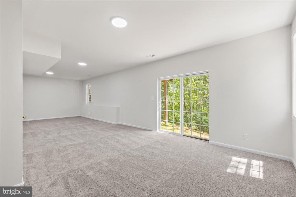 6016 SUNLIGHT MOUNTAIN RD, SPOTSYLVANIA, Virginia 22553, 4 Bedrooms Bedrooms, ,3 BathroomsBathrooms,Residential,6016 SUNLIGHT MOUNTAIN RD,VASP2041136 MLS # VASP2041136 6016 SUNLIGHT MOUNTAIN RD, SPOTSYLVANIA, Virginia 22553, 4 Bedrooms Bedrooms, ,3 BathroomsBathrooms,Residential,6016 SUNLIGHT MOUNTAIN RD,VASP2041136 MLS # VASP2041136