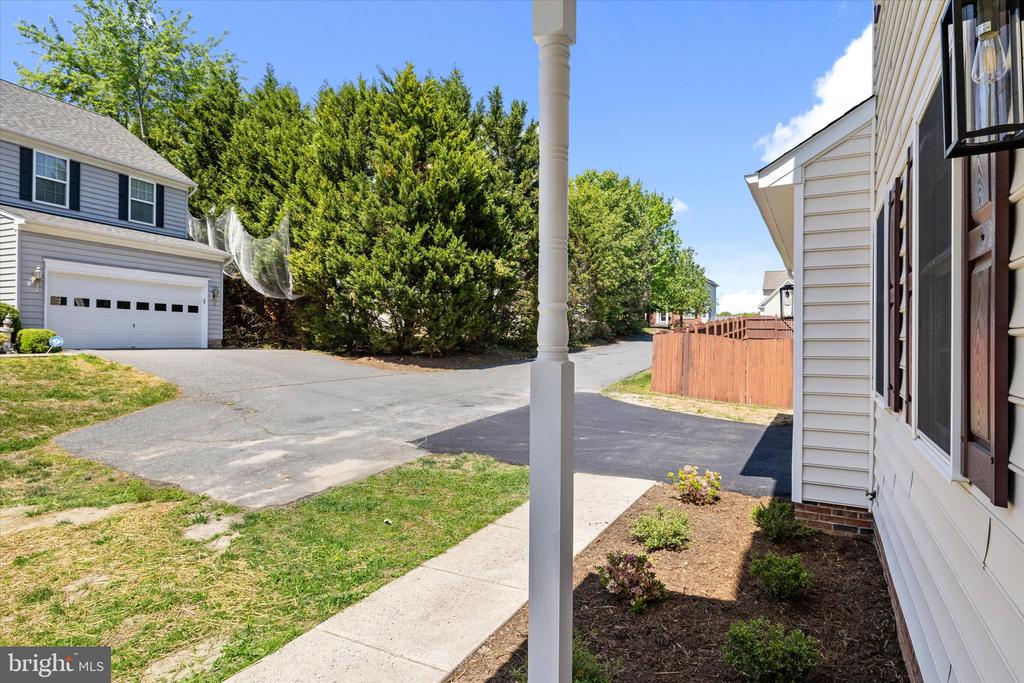 6016 SUNLIGHT MOUNTAIN RD, SPOTSYLVANIA, Virginia 22553, 4 Bedrooms Bedrooms, ,3 BathroomsBathrooms,Residential,6016 SUNLIGHT MOUNTAIN RD,VASP2041136 MLS # VASP2041136 6016 SUNLIGHT MOUNTAIN RD, SPOTSYLVANIA, Virginia 22553, 4 Bedrooms Bedrooms, ,3 BathroomsBathrooms,Residential,6016 SUNLIGHT MOUNTAIN RD,VASP2041136 MLS # VASP2041136