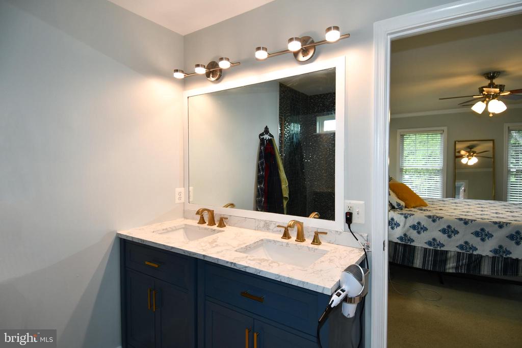 486 TIGER VALLEY RD, WASHINGTON, Virginia 22747, 5 Bedrooms Bedrooms, ,3 BathroomsBathrooms,Residential,486 TIGER VALLEY RD,VARP2002608 MLS # VARP2002608