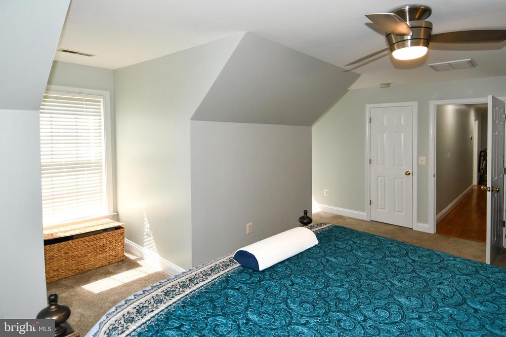 486 TIGER VALLEY RD, WASHINGTON, Virginia 22747, 5 Bedrooms Bedrooms, ,3 BathroomsBathrooms,Residential,486 TIGER VALLEY RD,VARP2002608 MLS # VARP2002608