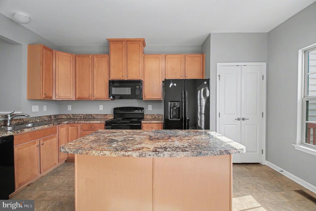 11517 ACCORD CT, FREDERICKSBURG, Virginia 22408, 3 Bedrooms Bedrooms, ,2 BathroomsBathrooms,Residential,11517 ACCORD CT,VASP2041192 MLS # VASP2041192