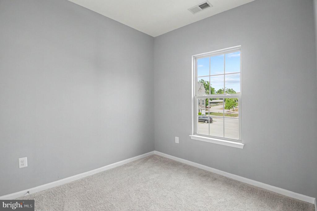 11517 ACCORD CT, FREDERICKSBURG, Virginia 22408, 3 Bedrooms Bedrooms, ,2 BathroomsBathrooms,Residential,11517 ACCORD CT,VASP2041192 MLS # VASP2041192