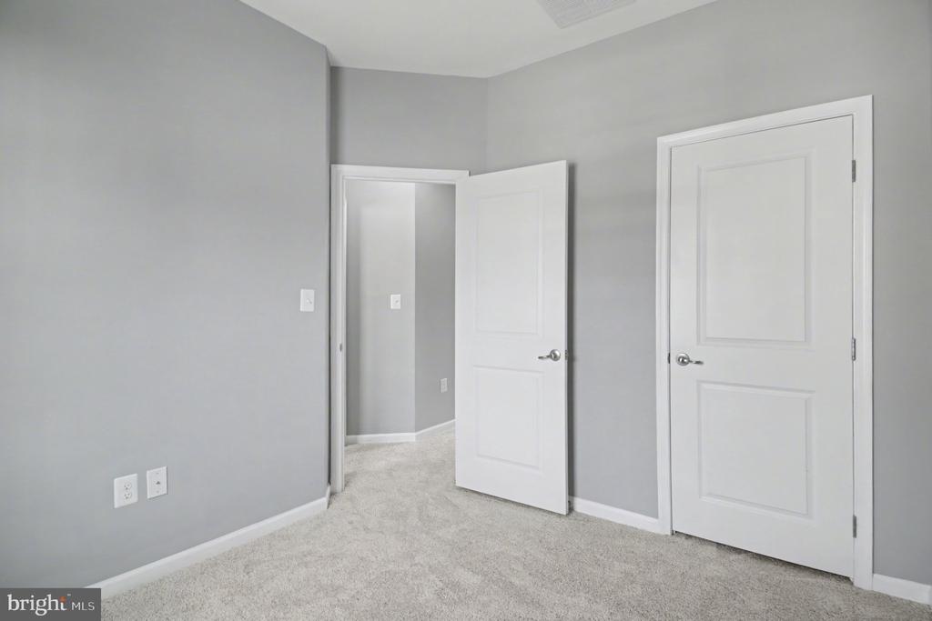 11517 ACCORD CT, FREDERICKSBURG, Virginia 22408, 3 Bedrooms Bedrooms, ,2 BathroomsBathrooms,Residential,11517 ACCORD CT,VASP2041192 MLS # VASP2041192