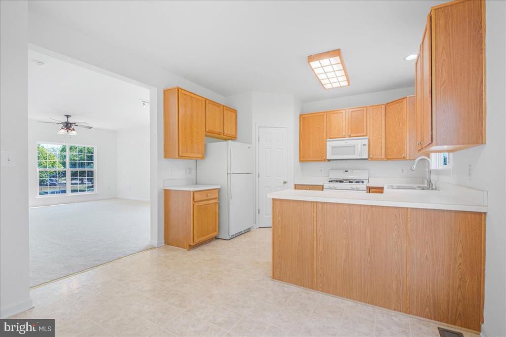 2312 FORSYTHIA DR, CULPEPER, Virginia 22701, 3 Bedrooms Bedrooms, ,2 BathroomsBathrooms,Residential,2312 FORSYTHIA DR,VACU2013392 MLS # VACU2013392