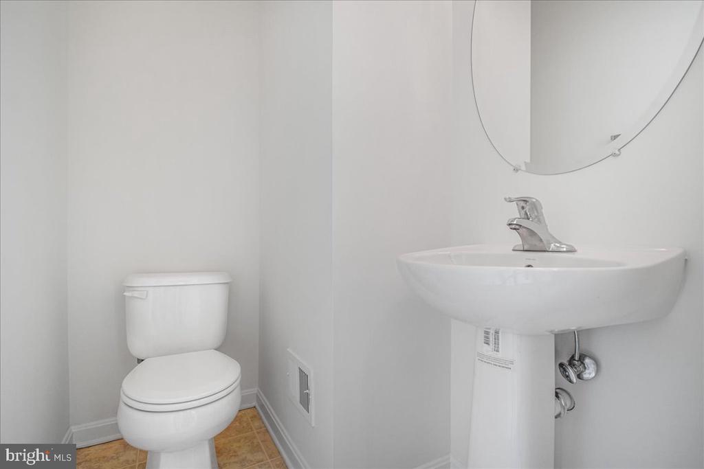 2312 FORSYTHIA DR, CULPEPER, Virginia 22701, 3 Bedrooms Bedrooms, ,2 BathroomsBathrooms,Residential,2312 FORSYTHIA DR,VACU2013392 MLS # VACU2013392