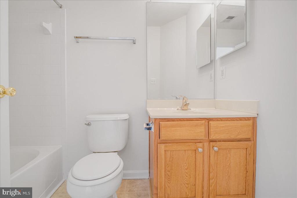 2312 FORSYTHIA DR, CULPEPER, Virginia 22701, 3 Bedrooms Bedrooms, ,2 BathroomsBathrooms,Residential,2312 FORSYTHIA DR,VACU2013392 MLS # VACU2013392