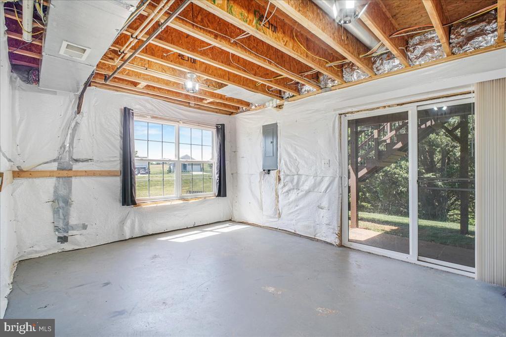 2312 FORSYTHIA DR, CULPEPER, Virginia 22701, 3 Bedrooms Bedrooms, ,2 BathroomsBathrooms,Residential,2312 FORSYTHIA DR,VACU2013392 MLS # VACU2013392