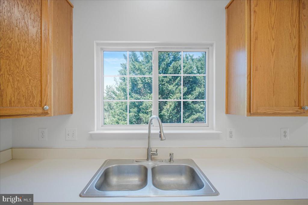 2312 FORSYTHIA DR, CULPEPER, Virginia 22701, 3 Bedrooms Bedrooms, ,2 BathroomsBathrooms,Residential,2312 FORSYTHIA DR,VACU2013392 MLS # VACU2013392