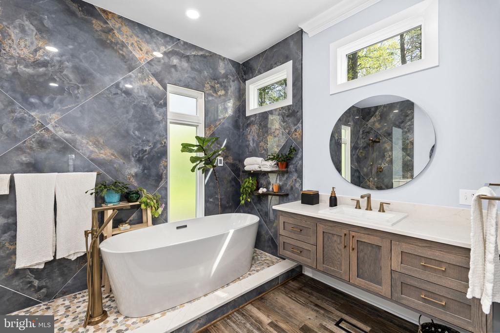 102 TOBYS RUN, MINERAL, Virginia 23117, 6 Bedrooms Bedrooms, ,3 BathroomsBathrooms,Residential,LAKESHORE WOODS,102 TOBYS RUN,VALA2009650 MLS # VALA2009650