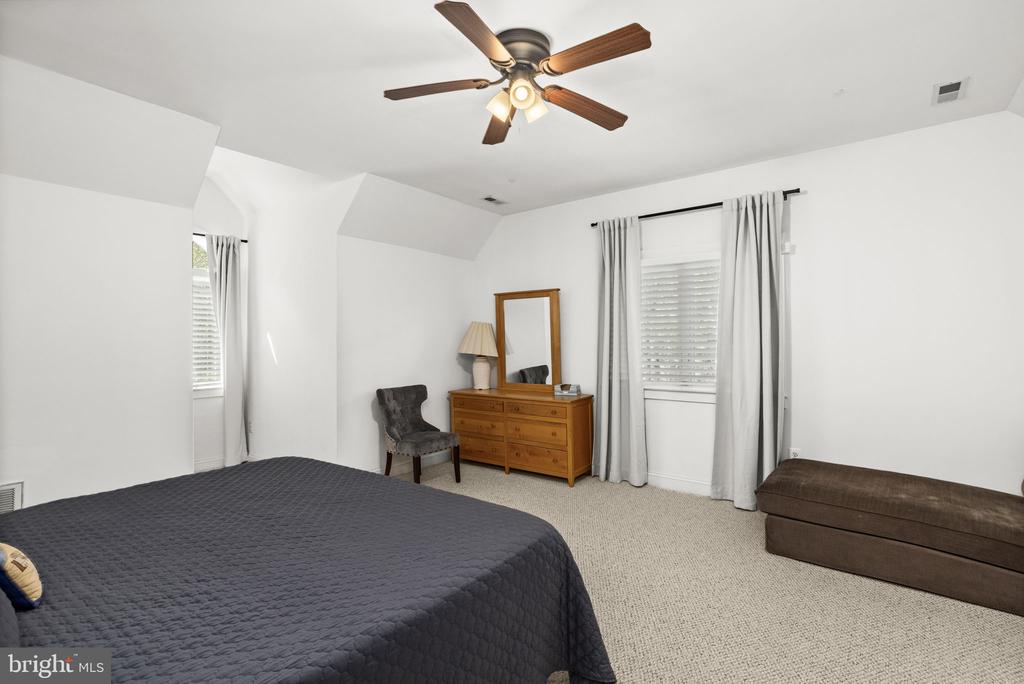 102 TOBYS RUN, MINERAL, Virginia 23117, 6 Bedrooms Bedrooms, ,3 BathroomsBathrooms,Residential,LAKESHORE WOODS,102 TOBYS RUN,VALA2009650 MLS # VALA2009650