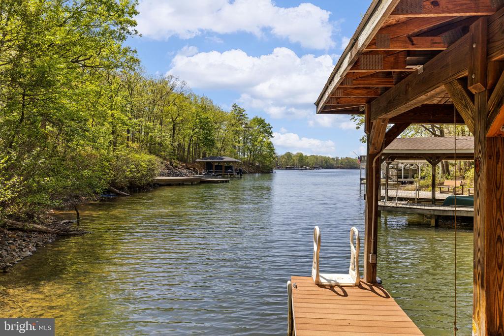 102 TOBYS RUN, MINERAL, Virginia 23117, 6 Bedrooms Bedrooms, ,3 BathroomsBathrooms,Residential,LAKESHORE WOODS,102 TOBYS RUN,VALA2009650 MLS # VALA2009650