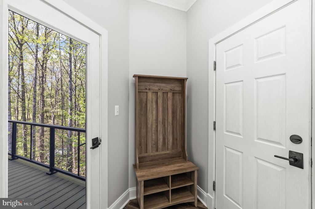 102 TOBYS RUN, MINERAL, Virginia 23117, 6 Bedrooms Bedrooms, ,3 BathroomsBathrooms,Residential,LAKESHORE WOODS,102 TOBYS RUN,VALA2009650 MLS # VALA2009650