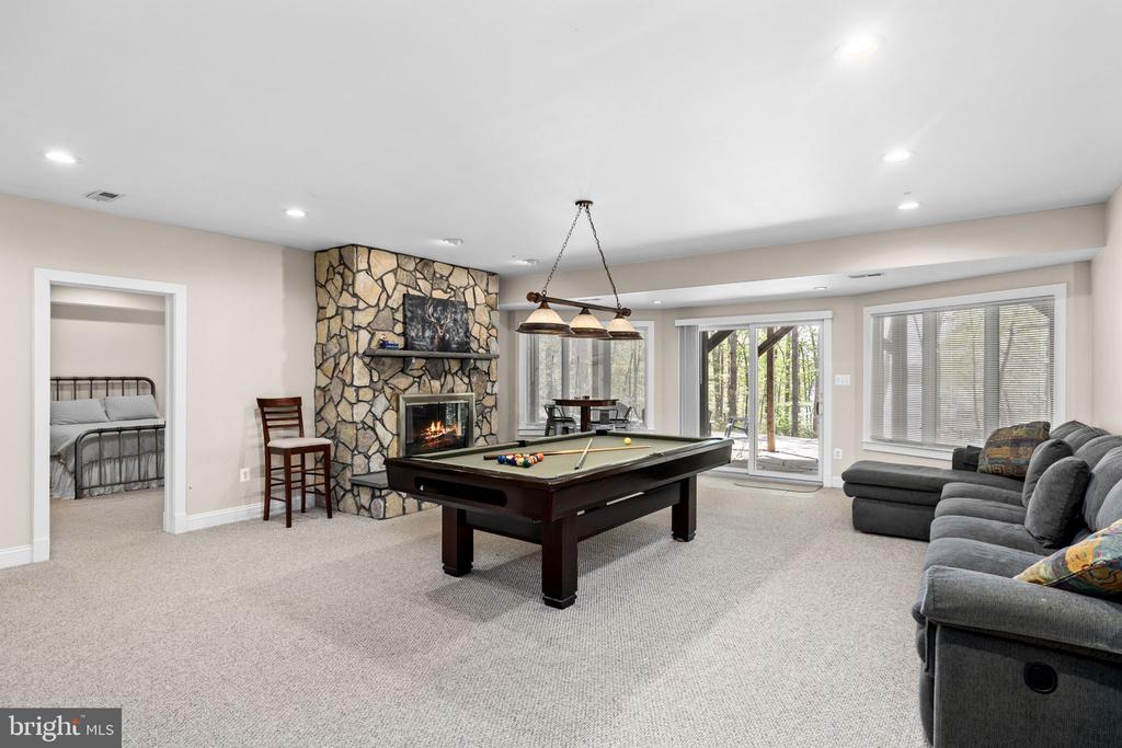 102 TOBYS RUN, MINERAL, Virginia 23117, 6 Bedrooms Bedrooms, ,3 BathroomsBathrooms,Residential,LAKESHORE WOODS,102 TOBYS RUN,VALA2009650 MLS # VALA2009650