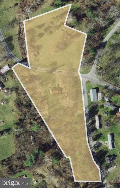 202 LAKE ARROWHEAD RD, LURAY, Virginia 22835, 3 Bedrooms Bedrooms, ,1 BathroomBathrooms,Residential,202 LAKE ARROWHEAD RD,VAPA2006298 MLS # VAPA2006298