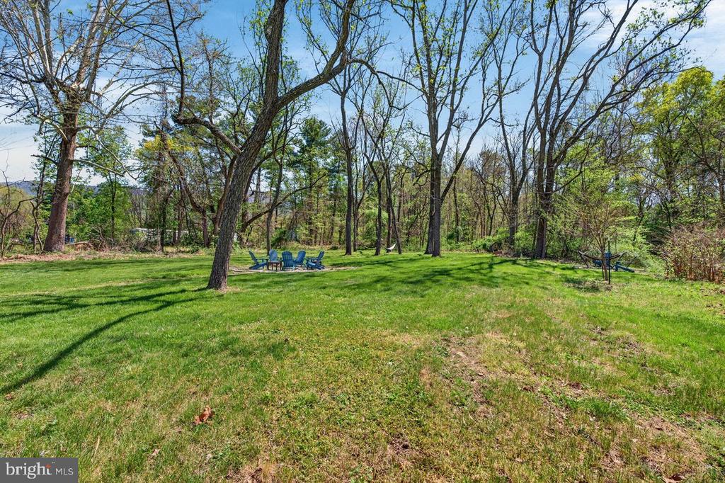 202 LAKE ARROWHEAD RD, LURAY, Virginia 22835, 3 Bedrooms Bedrooms, ,1 BathroomBathrooms,Residential,202 LAKE ARROWHEAD RD,VAPA2006298 MLS # VAPA2006298