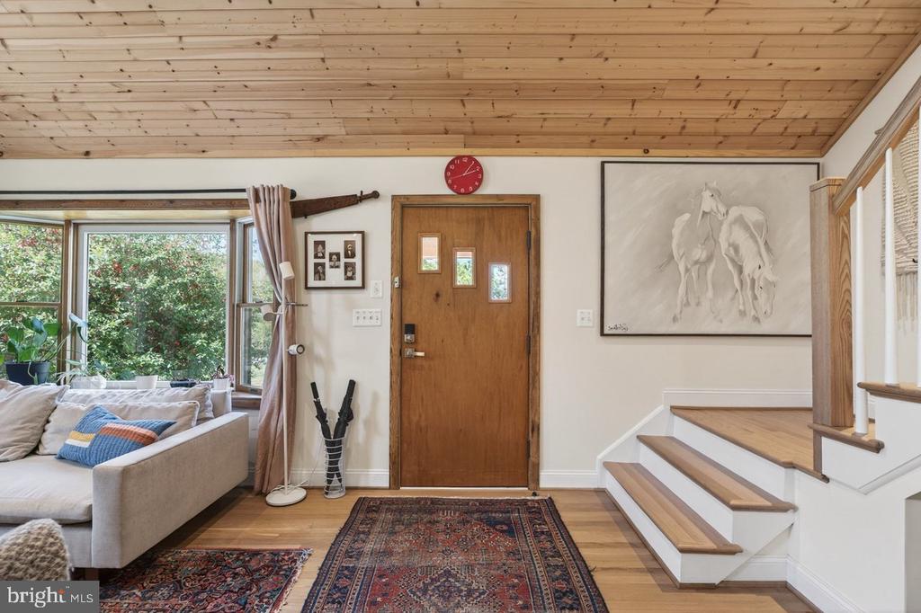 202 LAKE ARROWHEAD RD, LURAY, Virginia 22835, 3 Bedrooms Bedrooms, ,1 BathroomBathrooms,Residential,202 LAKE ARROWHEAD RD,VAPA2006298 MLS # VAPA2006298