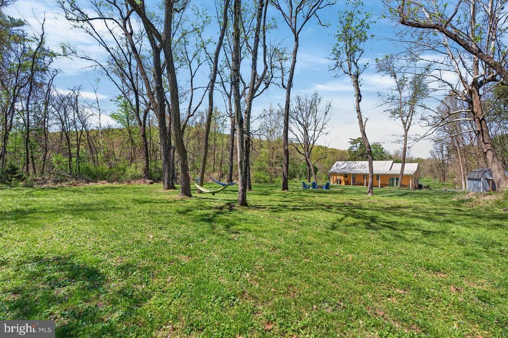 202 LAKE ARROWHEAD RD, LURAY, Virginia 22835, 3 Bedrooms Bedrooms, ,1 BathroomBathrooms,Residential,202 LAKE ARROWHEAD RD,VAPA2006298 MLS # VAPA2006298