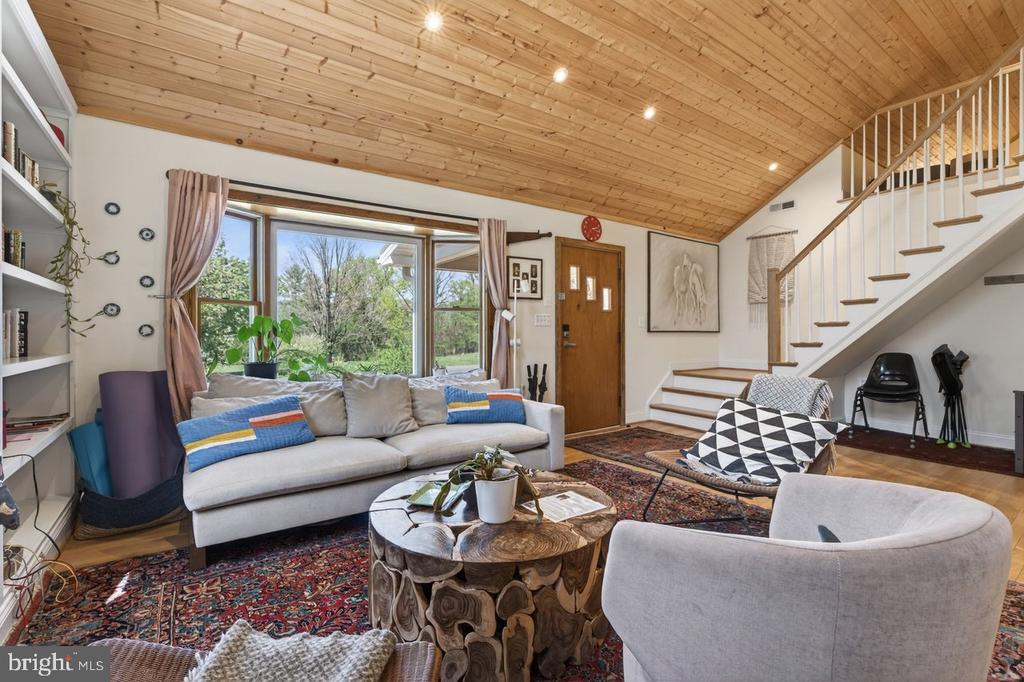 202 LAKE ARROWHEAD RD, LURAY, Virginia 22835, 3 Bedrooms Bedrooms, ,1 BathroomBathrooms,Residential,202 LAKE ARROWHEAD RD,VAPA2006298 MLS # VAPA2006298