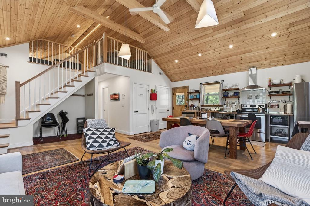 202 LAKE ARROWHEAD RD, LURAY, Virginia 22835, 3 Bedrooms Bedrooms, ,1 BathroomBathrooms,Residential,202 LAKE ARROWHEAD RD,VAPA2006298 MLS # VAPA2006298