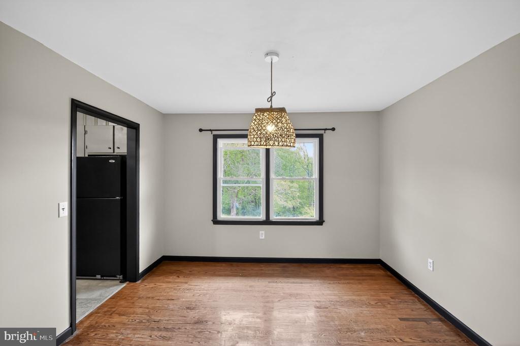 512 ROUND HILL RD, BOSTON, Virginia 22713, 4 Bedrooms Bedrooms, ,2 BathroomsBathrooms,Residential,512 ROUND HILL RD,VARP2002604 MLS # VARP2002604