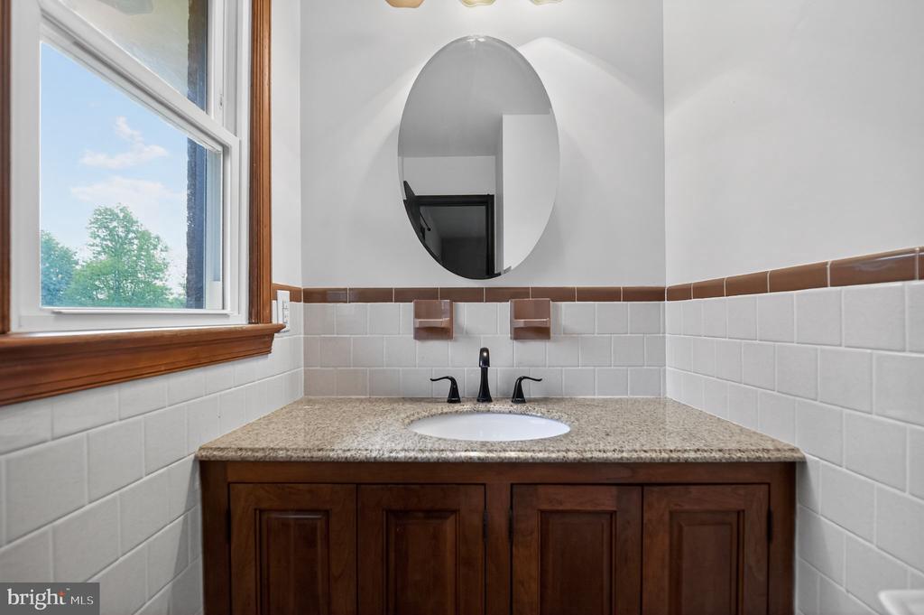 512 ROUND HILL RD, BOSTON, Virginia 22713, 4 Bedrooms Bedrooms, ,2 BathroomsBathrooms,Residential,512 ROUND HILL RD,VARP2002604 MLS # VARP2002604