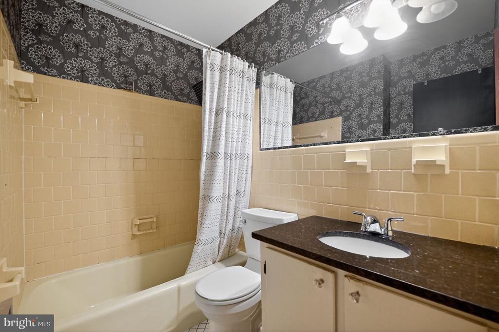 512 ROUND HILL RD, BOSTON, Virginia 22713, 4 Bedrooms Bedrooms, ,2 BathroomsBathrooms,Residential,512 ROUND HILL RD,VARP2002604 MLS # VARP2002604