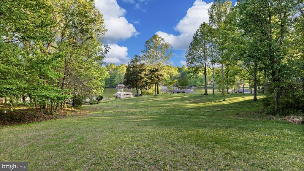 5500 HICKORY TREE LN, MINERAL, Virginia 23117, 4 Bedrooms Bedrooms, ,3 BathroomsBathrooms,Residential,5500 HICKORY TREE LN,VASP2041084 MLS # VASP2041084
