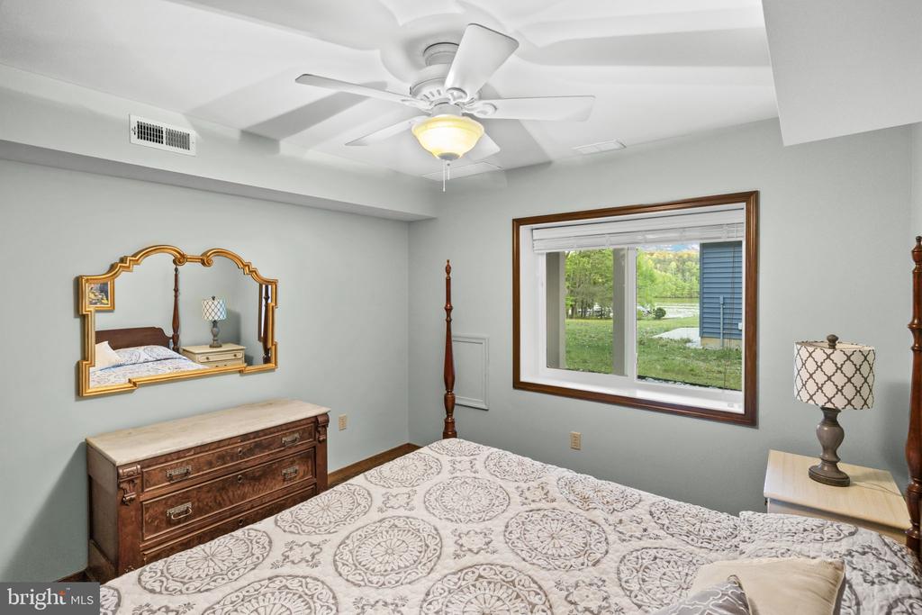 5500 HICKORY TREE LN, MINERAL, Virginia 23117, 4 Bedrooms Bedrooms, ,3 BathroomsBathrooms,Residential,5500 HICKORY TREE LN,VASP2041084 MLS # VASP2041084