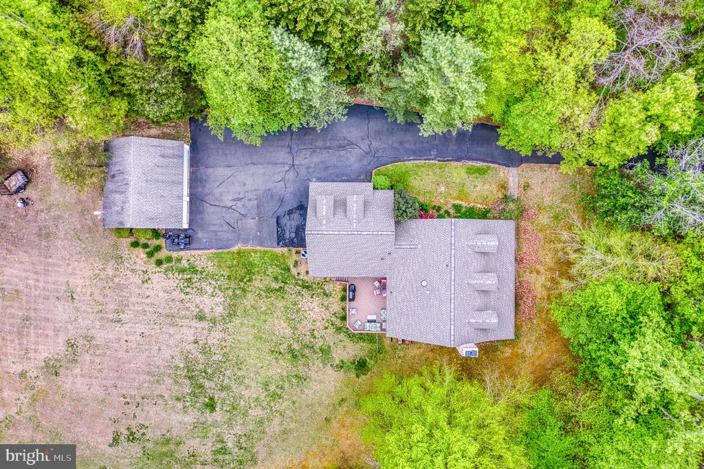 2356 WILDWOOD CIR, AMISSVILLE, Virginia 20106, 3 Bedrooms Bedrooms, ,2 BathroomsBathrooms,Residential,2356 WILDWOOD CIR,VACU2013406 MLS # VACU2013406