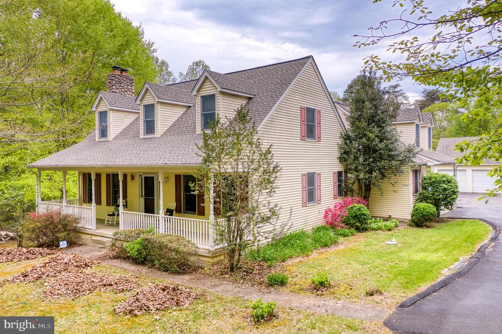 2356 WILDWOOD CIR, AMISSVILLE, Virginia 20106, 3 Bedrooms Bedrooms, ,2 BathroomsBathrooms,Residential,2356 WILDWOOD CIR,VACU2013406 MLS # VACU2013406