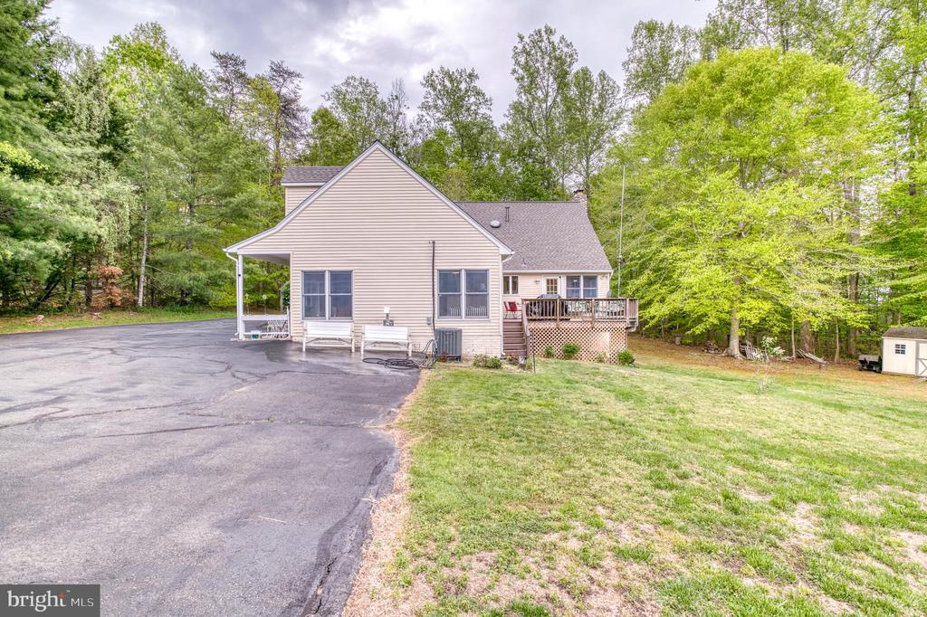 2356 WILDWOOD CIR, AMISSVILLE, Virginia 20106, 3 Bedrooms Bedrooms, ,2 BathroomsBathrooms,Residential,2356 WILDWOOD CIR,VACU2013406 MLS # VACU2013406