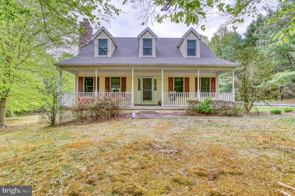 2356 WILDWOOD CIR, AMISSVILLE, Virginia 20106, 3 Bedrooms Bedrooms, ,2 BathroomsBathrooms,Residential,2356 WILDWOOD CIR,VACU2013406 MLS # VACU2013406