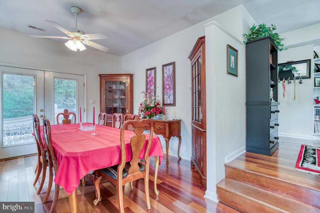 2356 WILDWOOD CIR, AMISSVILLE, Virginia 20106, 3 Bedrooms Bedrooms, ,2 BathroomsBathrooms,Residential,2356 WILDWOOD CIR,VACU2013406 MLS # VACU2013406