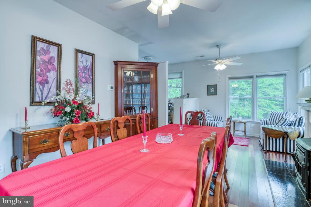 2356 WILDWOOD CIR, AMISSVILLE, Virginia 20106, 3 Bedrooms Bedrooms, ,2 BathroomsBathrooms,Residential,2356 WILDWOOD CIR,VACU2013406 MLS # VACU2013406