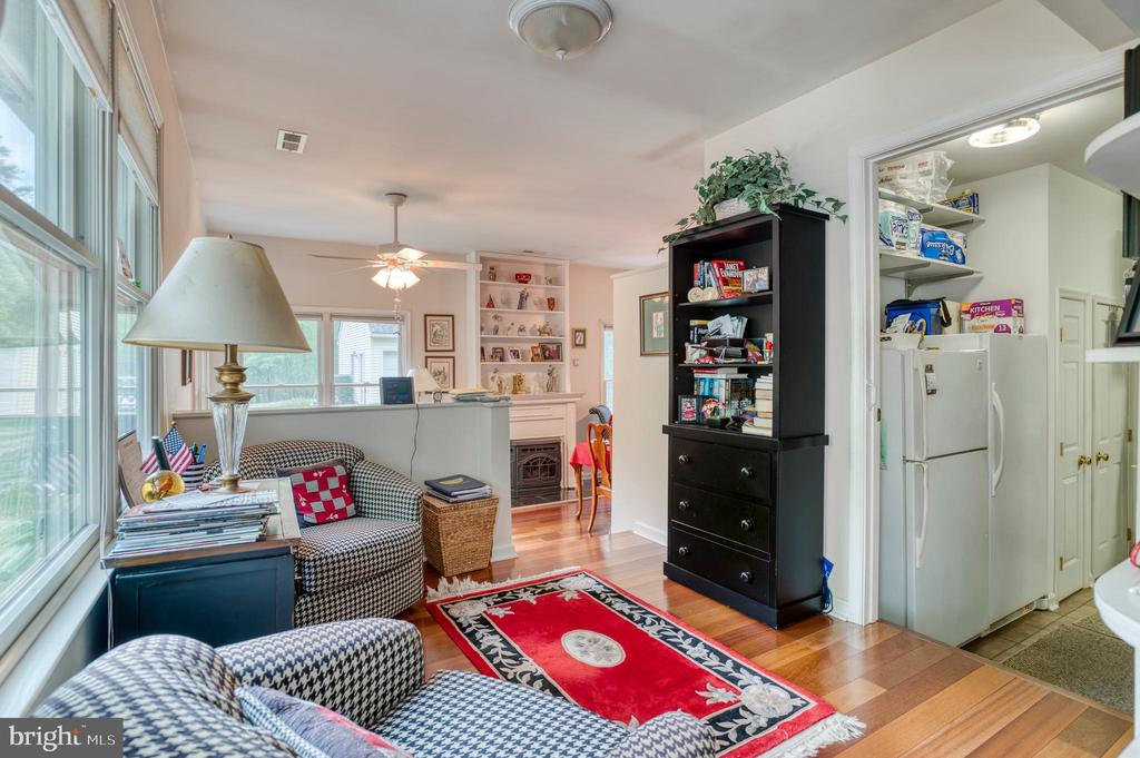 2356 WILDWOOD CIR, AMISSVILLE, Virginia 20106, 3 Bedrooms Bedrooms, ,2 BathroomsBathrooms,Residential,2356 WILDWOOD CIR,VACU2013406 MLS # VACU2013406