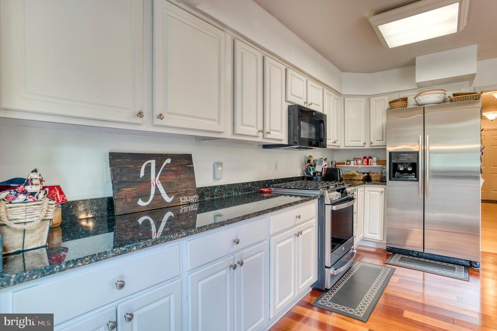 2356 WILDWOOD CIR, AMISSVILLE, Virginia 20106, 3 Bedrooms Bedrooms, ,2 BathroomsBathrooms,Residential,2356 WILDWOOD CIR,VACU2013406 MLS # VACU2013406