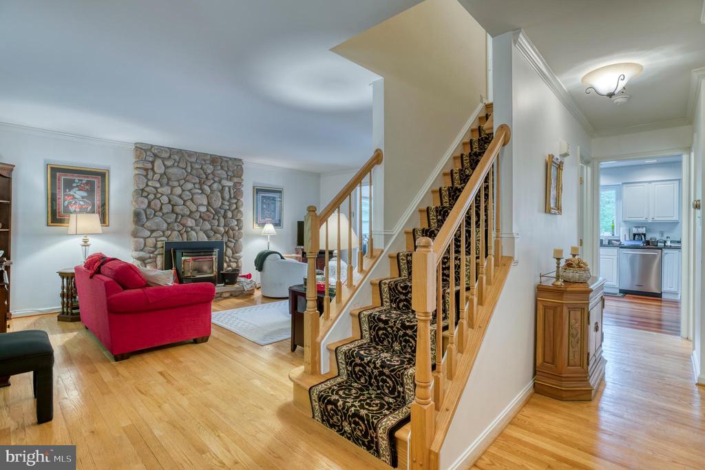 2356 WILDWOOD CIR, AMISSVILLE, Virginia 20106, 3 Bedrooms Bedrooms, ,2 BathroomsBathrooms,Residential,2356 WILDWOOD CIR,VACU2013406 MLS # VACU2013406