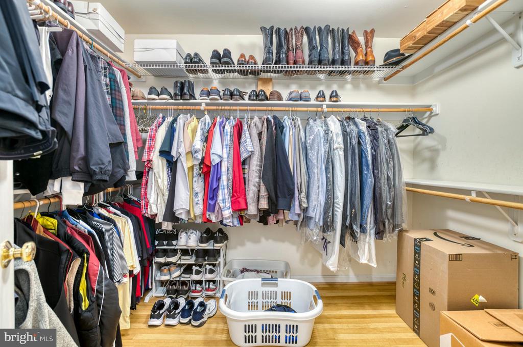 2356 WILDWOOD CIR, AMISSVILLE, Virginia 20106, 3 Bedrooms Bedrooms, ,2 BathroomsBathrooms,Residential,2356 WILDWOOD CIR,VACU2013406 MLS # VACU2013406