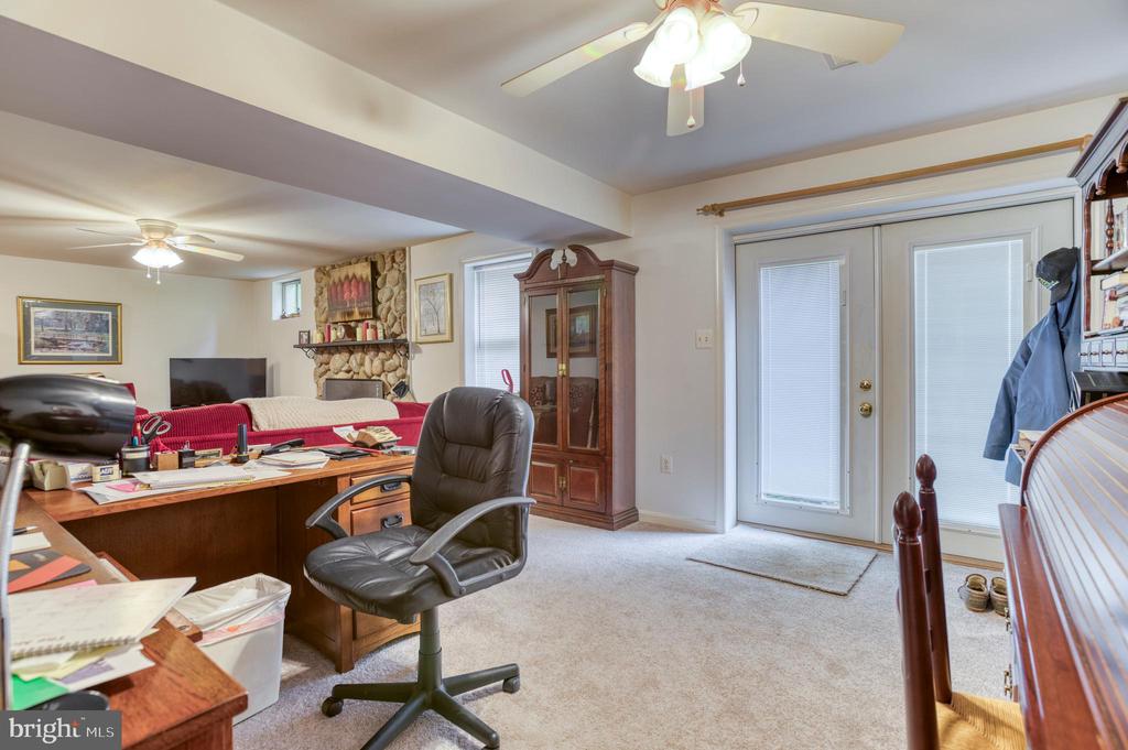 2356 WILDWOOD CIR, AMISSVILLE, Virginia 20106, 3 Bedrooms Bedrooms, ,2 BathroomsBathrooms,Residential,2356 WILDWOOD CIR,VACU2013406 MLS # VACU2013406